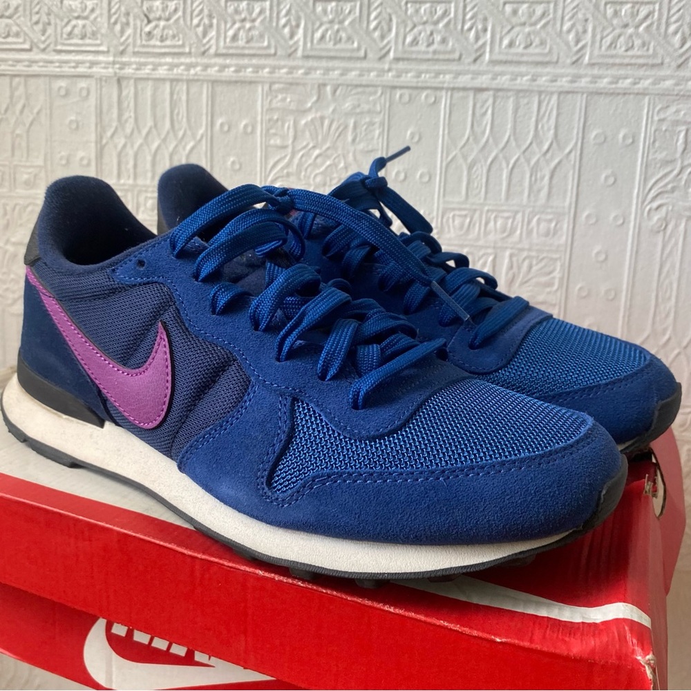 Blue & Purple Nike Internationalist